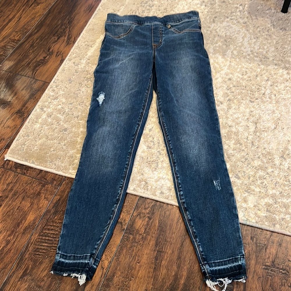 Spanx distressed raw hem jean leggings  size XS‎ in EUC